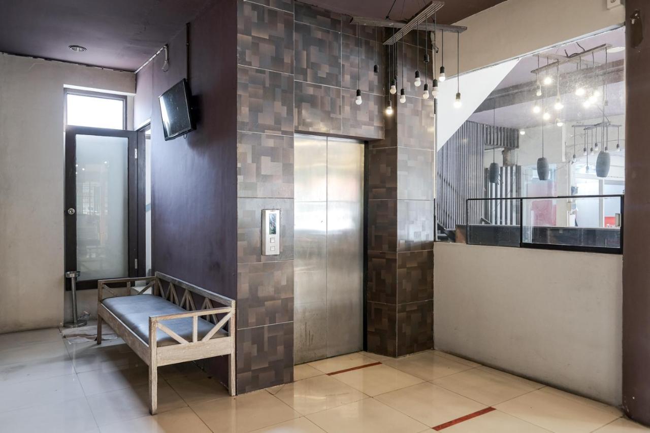 RedDoorz Plus at Sunrise Hotel Sanur Exterior foto