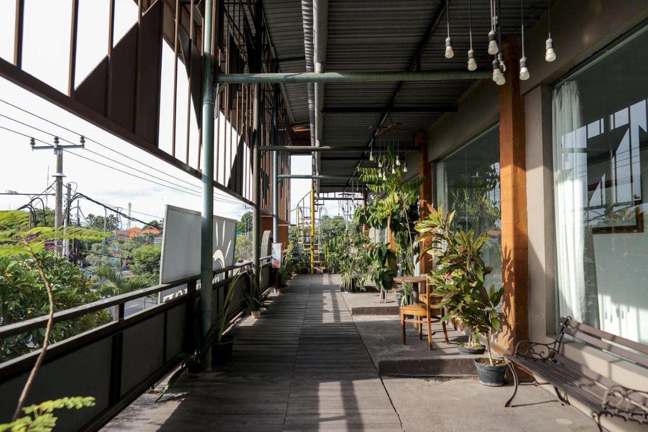 RedDoorz Plus at Sunrise Hotel Sanur Exterior foto