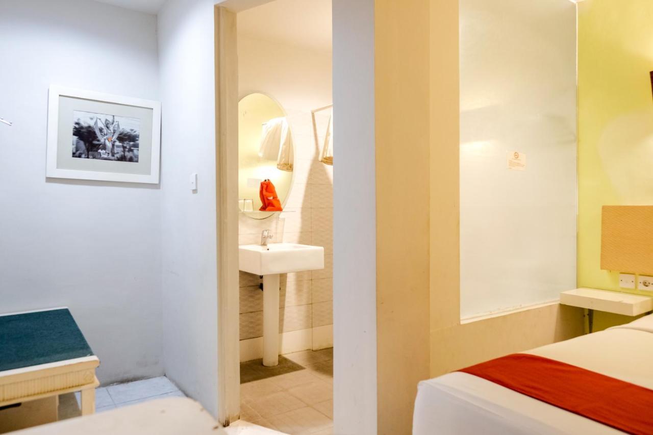 RedDoorz Plus at Sunrise Hotel Sanur Exterior foto