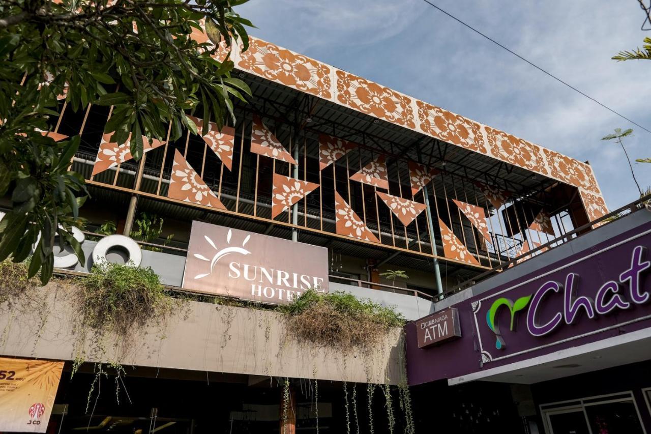 RedDoorz Plus at Sunrise Hotel Sanur Exterior foto